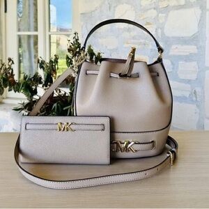 Michael Kors Reed Md Bucket Crossbody Shoulder Bag + Wallet Set NWT